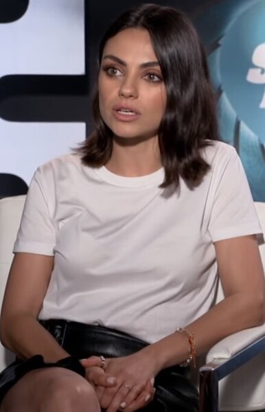 Mila Kunis plays main character Ani Fanelli.