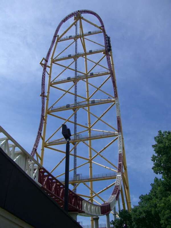 An image of the "Top Hat" incline of Top Thrill 2 at Cedar Point, OH.