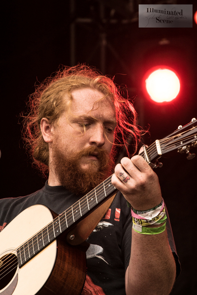 Tyler Childers performing an exciting live show.